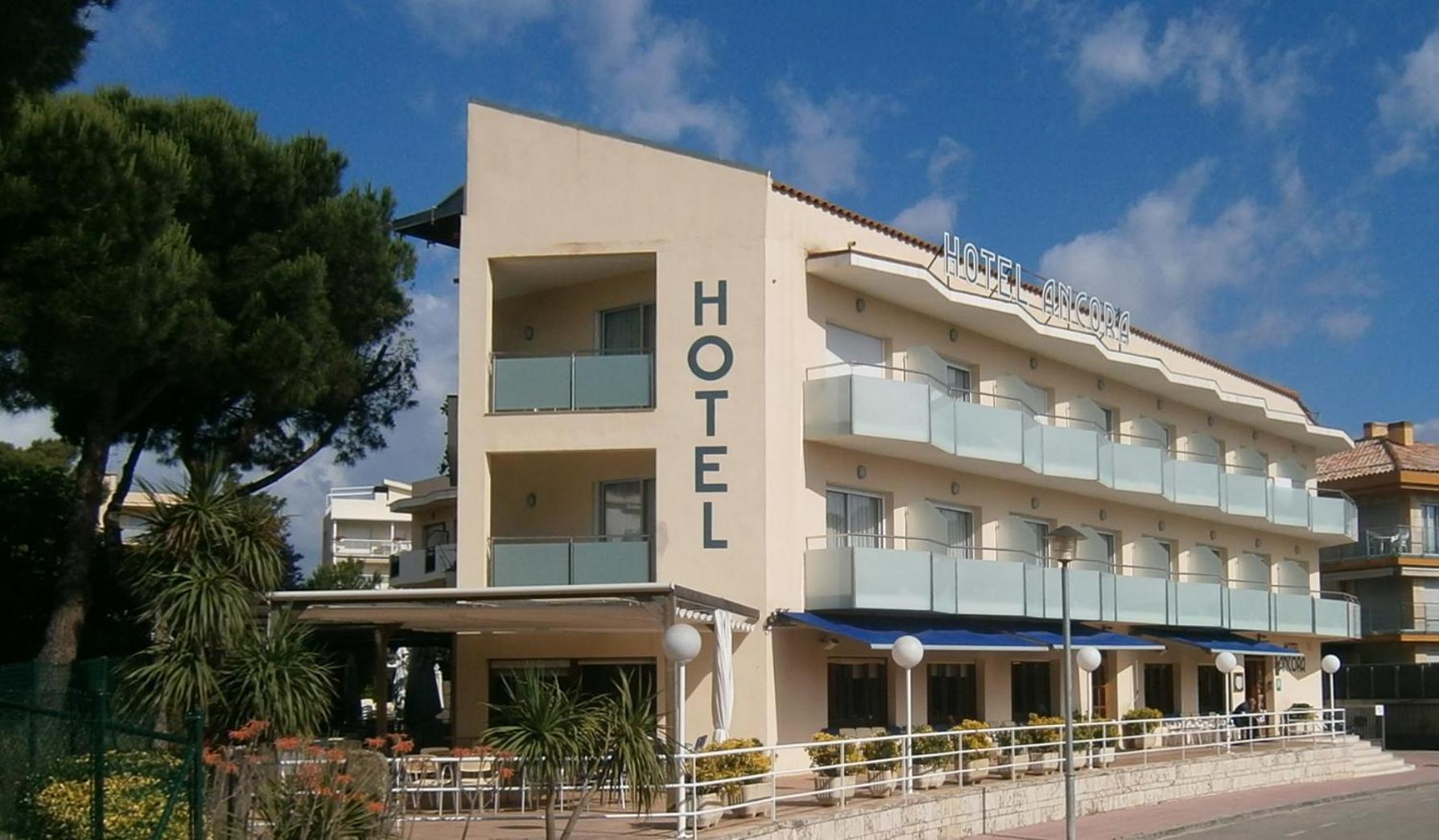 Hotel Ancora Palamos Exterior photo