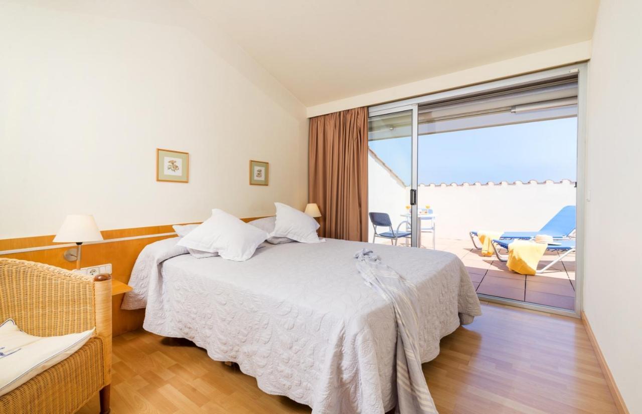 Hotel Ancora Palamos Exterior photo